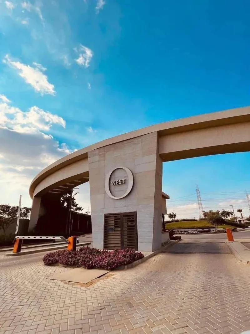 شقه متشطبه بالكامل في كمبوند O West