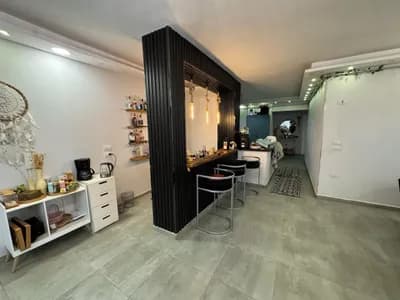 شقه للبيع لقطه في البنفسج12 فيلات تشطيب الترا لوكس 💯🏠🏠 in  New Cairo,  El Banafseg - 7,400,000 EGP