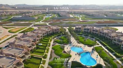 شاليه لقطه ارضي بجاردن فوري وبالتقسيط فيو خطير علي البحر  in  العين السخنة,  مناطق أخرى - 1,550,000 EGP