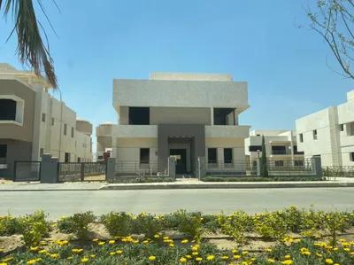 للبيع فيلا في مدينتي نموذج L بدون تشطيب في القاهرة, مدينتي - 30,000,000 جنيه