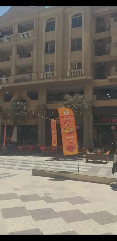 محل تجارى للايجار باكتوبر  in  6 أكتوبر,  الحصري - 10,000 EGP