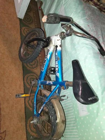 محتاجه كاوتش امامي وخلفي في الإسكندرية, العامرية - 350 جنيه