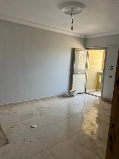 شقه للبيع مقابل الجامعة العمالية رخصة برج على الرئيسي في كفر الشيخ, مدينة كفر الشيخ - 3,850,000 جنيه