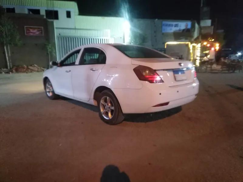 جيلي امجراند 2015