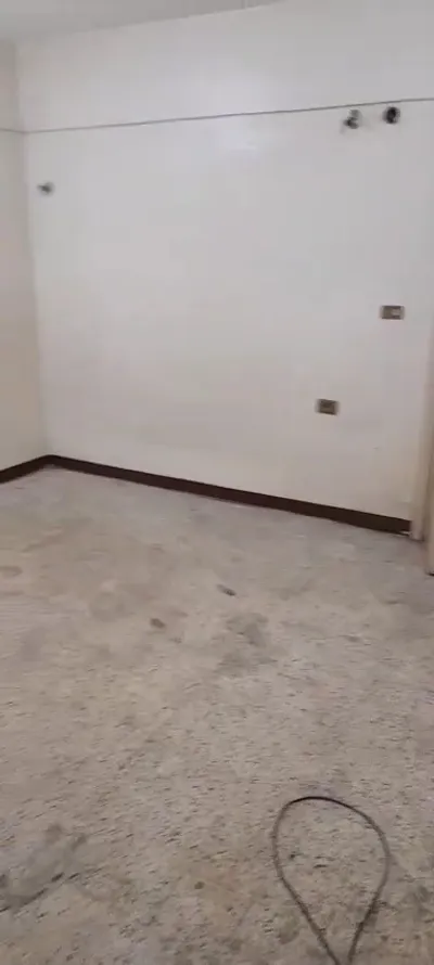 شقة للبيع in القاهرة, عزبة النخل - 400,000 EGP