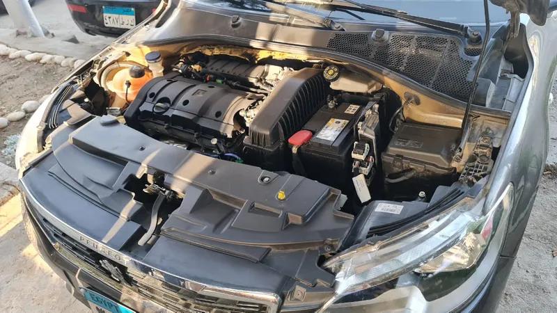 للبيع بيجو ٣٠١ موديل ٢١ استعمال خفيف للتجديد فابركا اول مالك