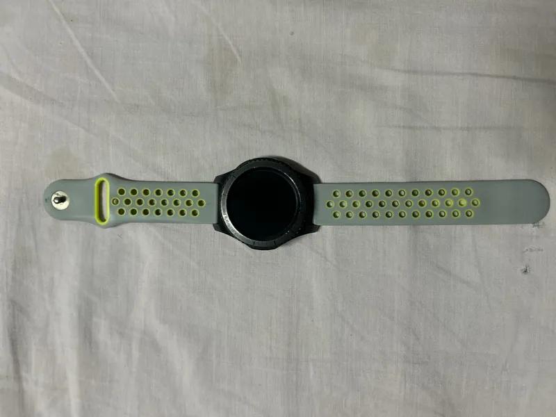 Samsung smart watch gear s3