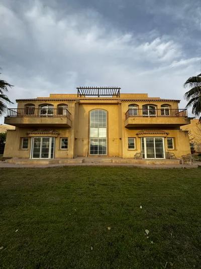 Luxury Standalone Villa in Madinaty in Cairo, Madinaty - 110,000,000 EGP