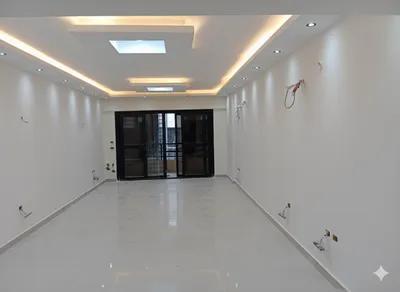 مكتب إداري للايجار في شيراتون دور أرضي 160 متر رخصة إداري في القاهرة, شيراتون - 42,000 جنيه