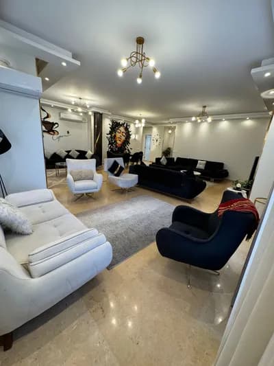 شقه للايجار بأفخم كمبوند الشيخ زايد  in  Sheikh Zayed,  Sekh Zayed Compounds,  Casa - 10,000 EGP