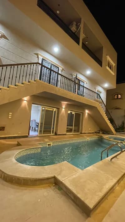 متاح شقه ٣ غرف نوم بالحي ال ٩ الشيخ زايد in  Sheikh Zayed,  9th District - 7,000 EGP