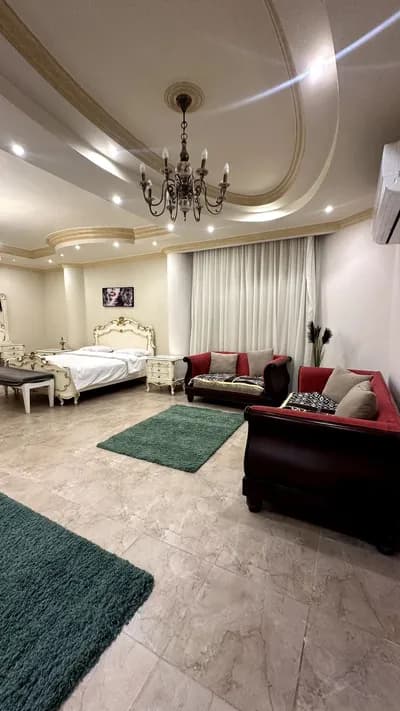 متاح للايجار فيلا في حي القصور الشيخ زايد  in  الشيخ زايد,  الحي الثالث عشر - 15,000 EGP