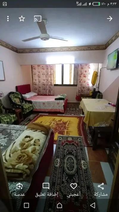شقة غرفتين وصالة وحمام ومطبخ in Port Said, Zohour District - 600,000 EGP