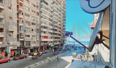 عيادة اسنان للايجار فى اسكندر ابراهيم الترا سوبر لوكس in الإسكندرية, ميامي - 50,000 EGP