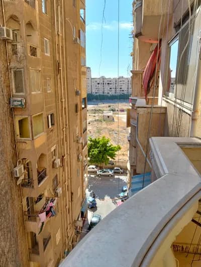 شقة بسموحة فى شارع النصر بسعر خيالى in Alexandria, Smouha - 2,600,000 EGP