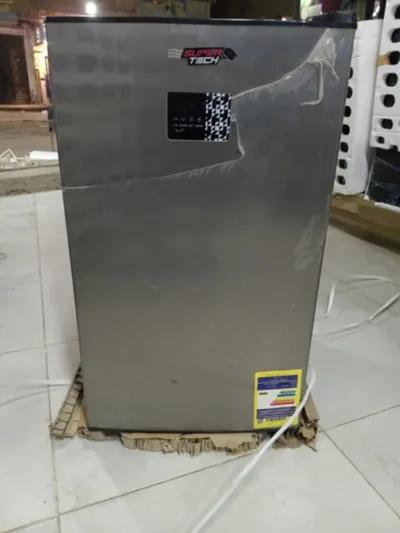 ميني بار (ثلاجة مكتب)يونيون اير ديجيتال فرز تاني بالكرتون وبالضمان٠ في الجيزة, فيصل - 6,600 جنيه