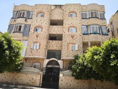 عماره للبيع في أكثر مكان حيوي بالحي الاول بمدينه العبور في القليوبية, الخانكة - 18,000,000 جنيه