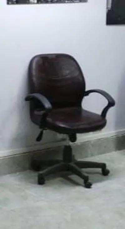 33 كرسي للبيع بحاله ممتازه في القاهرة, مدينة نصر - 800 جنيه