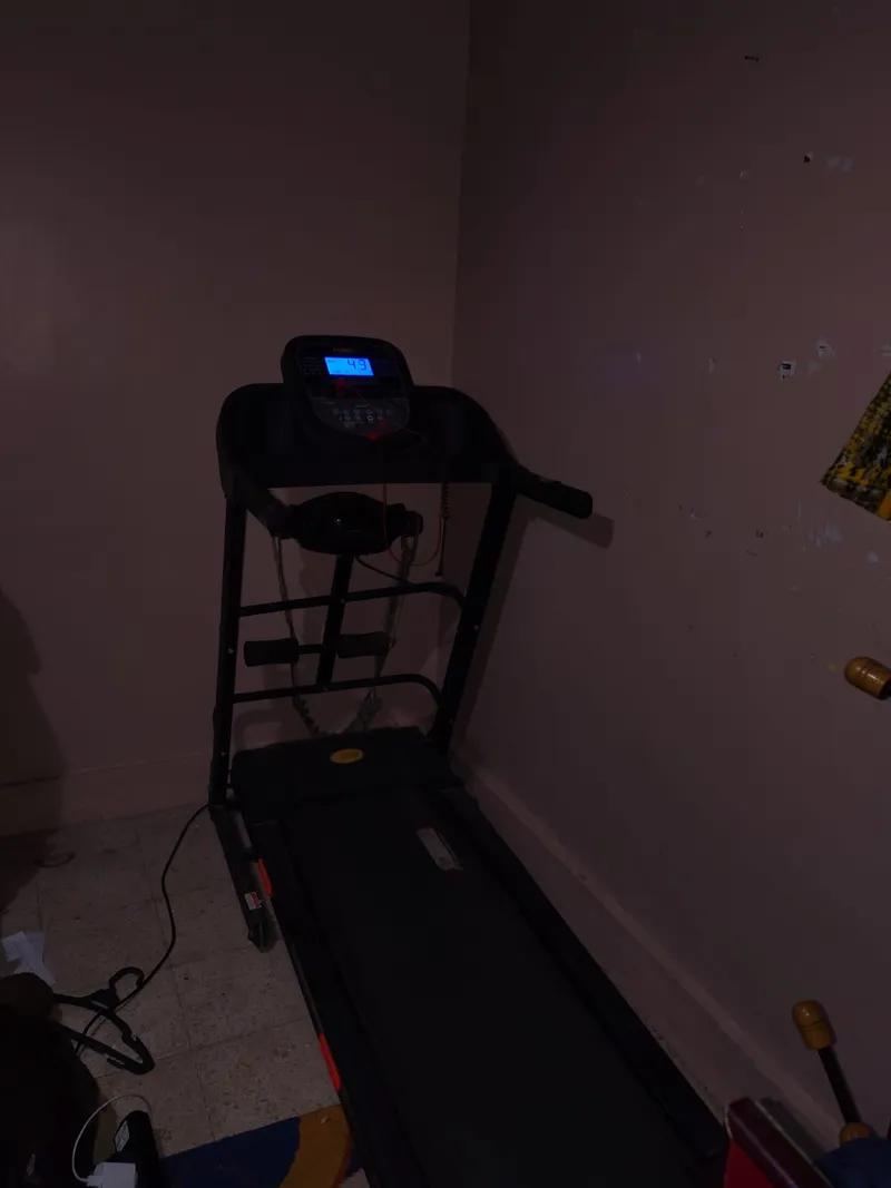 معايا مشاية جميله سريعه مش معي اوراقها