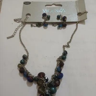 عقد من Vicenza زمرد ياقوت زفير في الجيزة, 6 أكتوبر - 300,000 جنيه