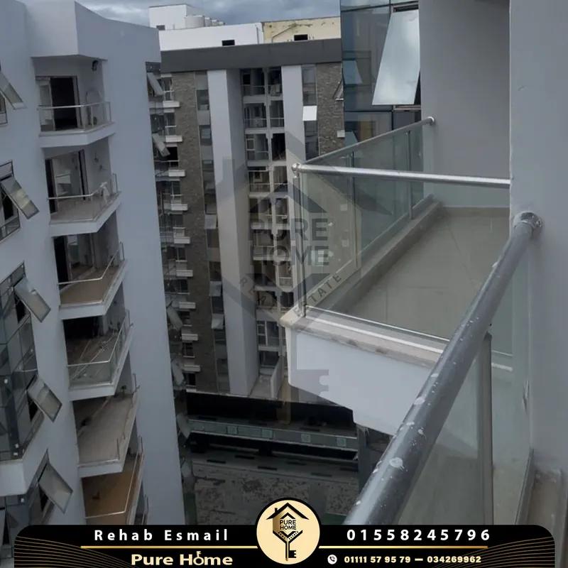 شقة للايجار 155 م – في كومبوند راقي بسموحة