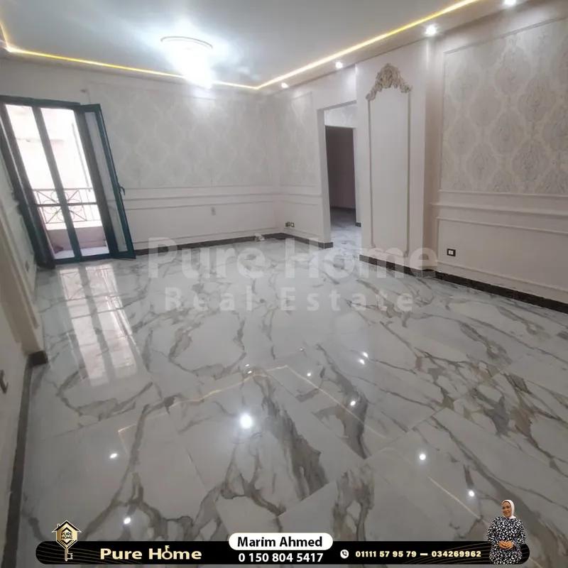 شقة للايجار - سموحة - شارع فوزي معاذ