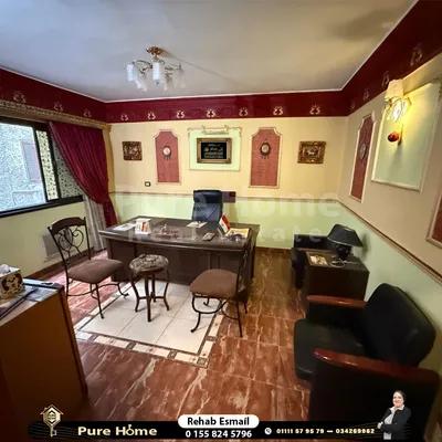 مقر اداري مفروش للايجار – محطة الرمل في الإسكندرية, محطة الرمل - 15,000 جنيه