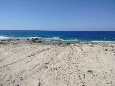 فرصة استثمارية ساحلية مذهلة! في مطروح, مرسى مطروح - 403,200,000 جنيه