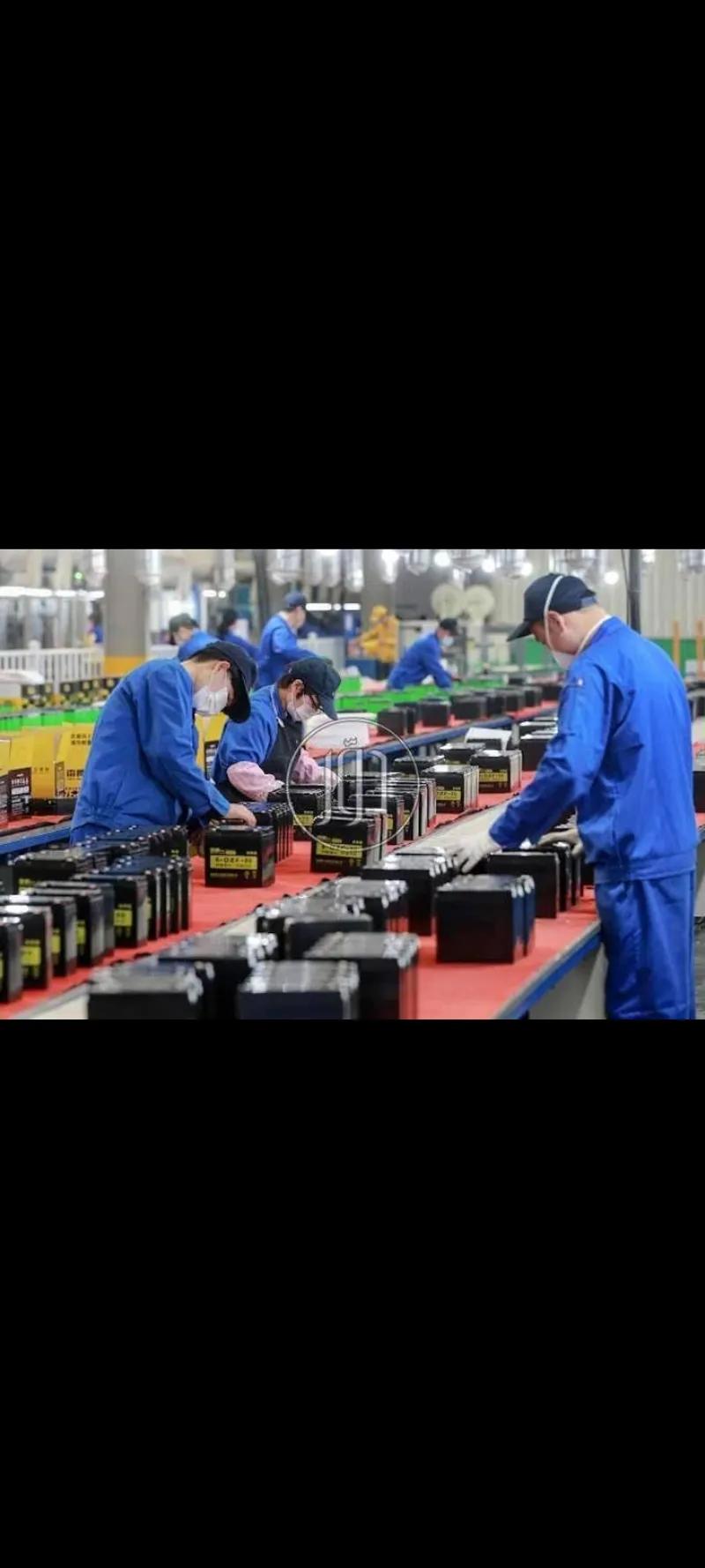 العمل في مصنع كرتون او مصنع بلاستيك وتغذية