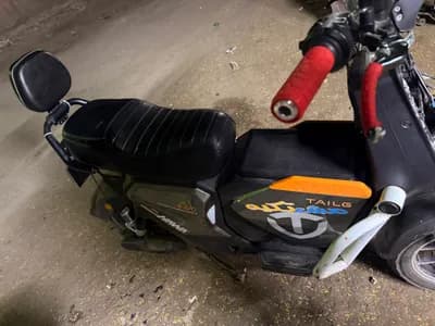 اسكوتر كهرباء الكترا2000w in Cairo, Gesr Al Suez - 33,000 EGP