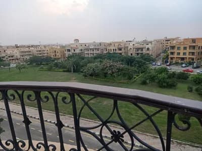 شقه للايجار قانون جديد  in  القاهرة الجديدة,  الياسمين - 25,000 EGP