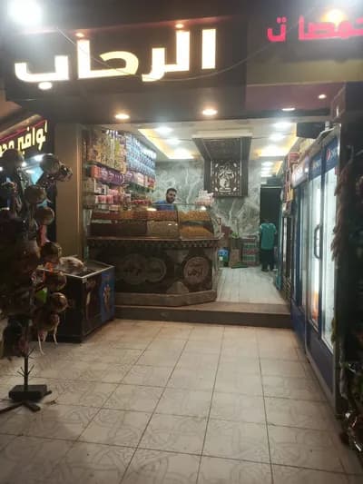 من المالك مباشر محل 40 متر للبيع  in  القاهرة الجديدة,  التجمع الاول - 10,000 EGP
