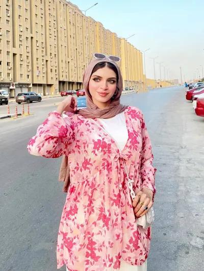 بلوز بالوان خطيره باحلي ماتيريال طولها ٧٣ سم في الغربية, طنطا - 345 جنيه