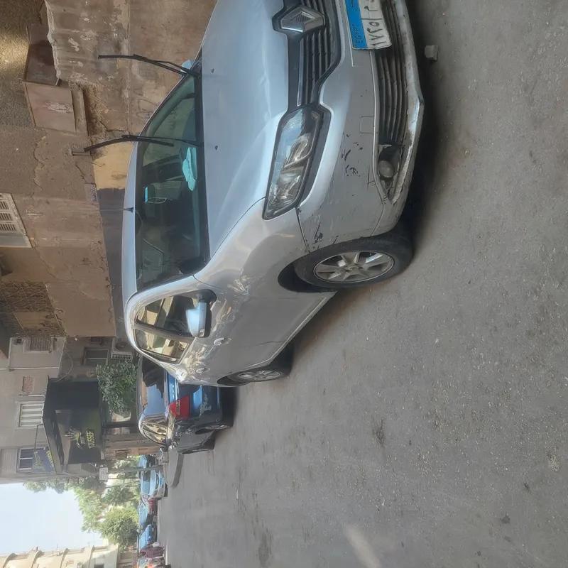 سيارة للبيع