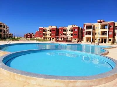 شاليه 3 غرف للبيع بالتقسيط في الساحل الشمالي استلام فوري. في مطروح, الساحل الشمالي, سيدى عبد الرحمن - 4,200,000 جنيه