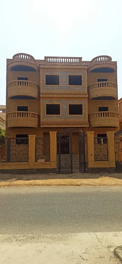 فيلا مستقله للبيع في الشروق  in القاهرة, مدينة الشروق - 29,000,000 EGP