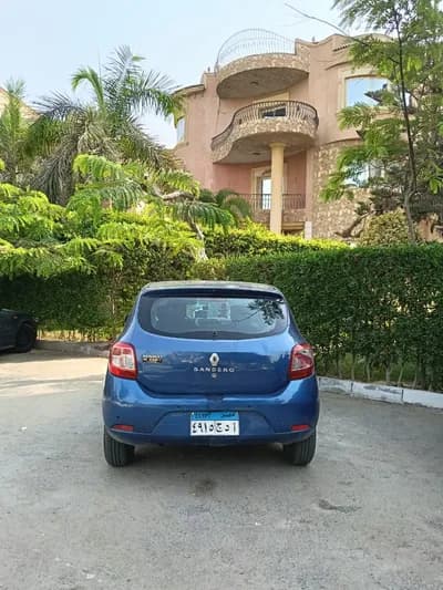 سانديرو الشكل الجديد حالة فوق الممتازة  in Cairo, Other Locations in Cairo - 380,000 EGP