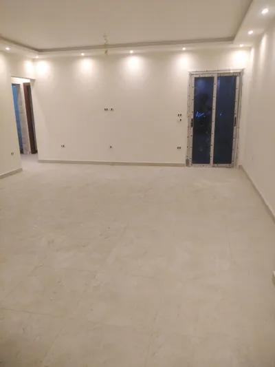 شقة للايجار في متفرعات شارع كارفور الرئيسي في القاهرة, المعادي, زهراء المعادي, مدينة المعراج - 17,000 جنيه