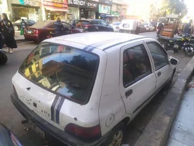 Renault clio in Cairo, Mokattam - 130,000 EGP