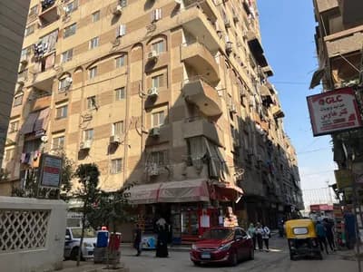 شقه مفروشة ومكيفه بالكامل للبيع لدواعي السفر  in القاهرة, عين شمس - 3,300,000 EGP