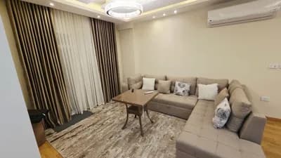 شقه للايجار مفروشه تحفه في مدينتي b7  in القاهرة, مدينتي - 30,000 EGP