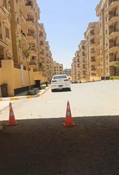 شقة للبيع بالتجمع الخامس كمبوند مستشاري هيئة قضايا الدولة صفوة الاندلس in  New Cairo,  Others - 3,800,000 EGP