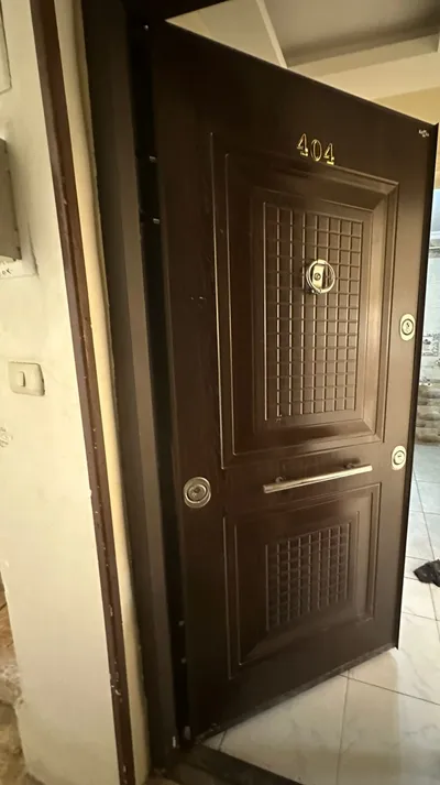 شقه لقطه للبيع خالصة الاقساط سوبر لوكس  in القاهرة, مدينة العبور - 980,000 EGP