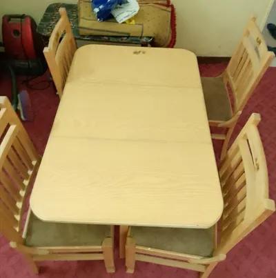 ترابيزه واربع كراسي قابله للطي في القاهرة, عين شمس - 3,000 جنيه