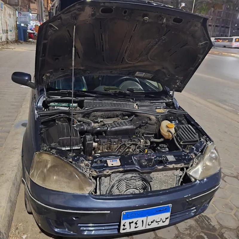 اوبل كورسا 2004