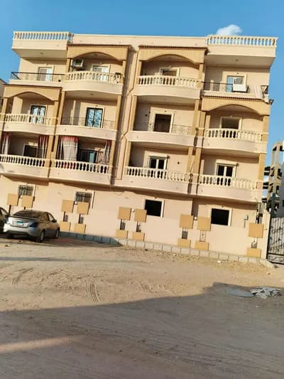 شقه للبيع في الحي اليوناني  in الشرقية, العاشر من رمضان - 2,500,000 EGP