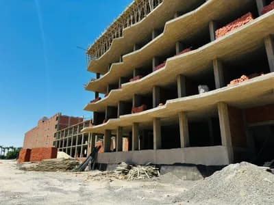 امتلك شقة فاخرة 66م² بإطلالة مميزة على المسبح 🌴 in البحر الأحمر, الغردقة - 4,026,000 EGP