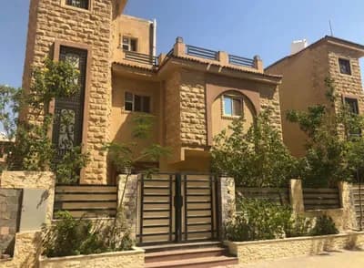 فيلا للبيع اكتوبر الشيخ زايد الجديده الحزام الأخضر كمبوند جرين بلازا in  الشيخ زايد,  مناطق أخرى - 15,000,000 EGP