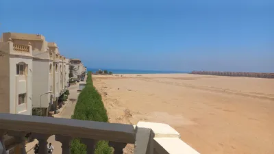 للايجار الشهري بقريه بلاجيو العين السخنه طريق الزعفرانه  in  العين السخنة,  قرية بلاجيو - 15,000 EGP