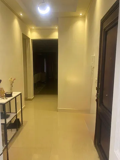 شقة متميزة للبيع فى البنفسج عمارات  in  القاهرة الجديدة,  البنفسج - 7,550,000 EGP